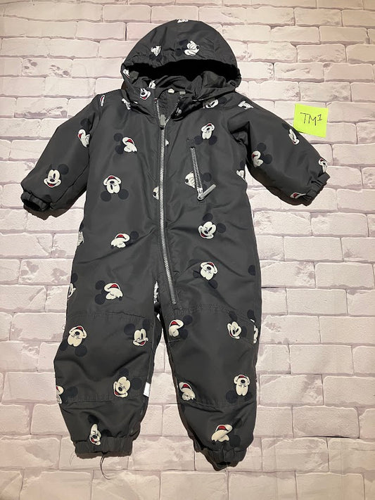 Outerwear Size 12-18m (fits big)