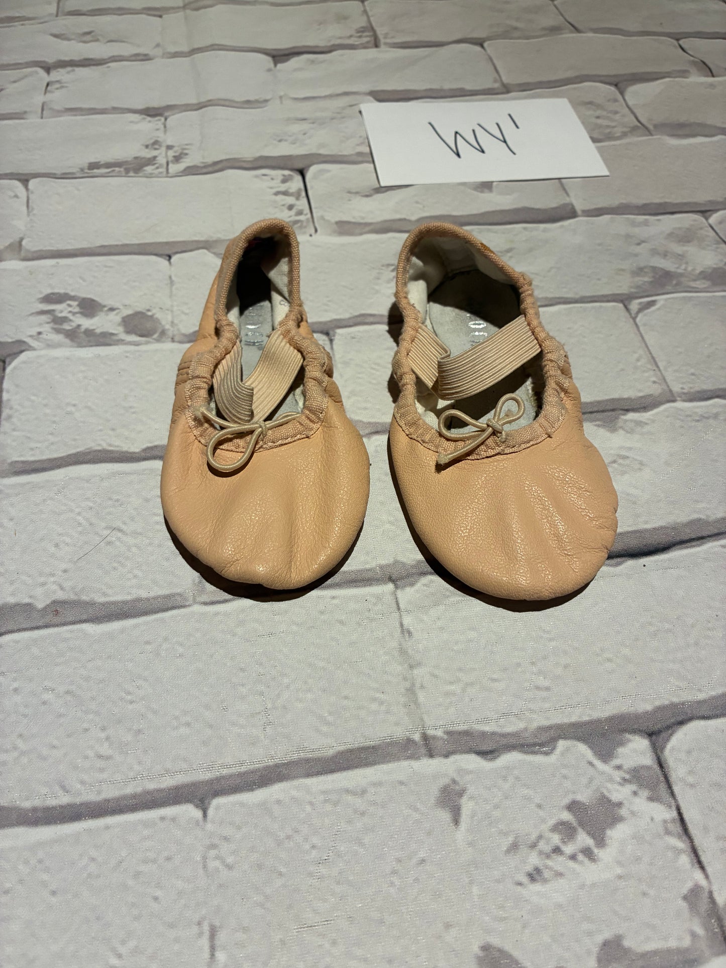 Shoes Size 8B Ballet