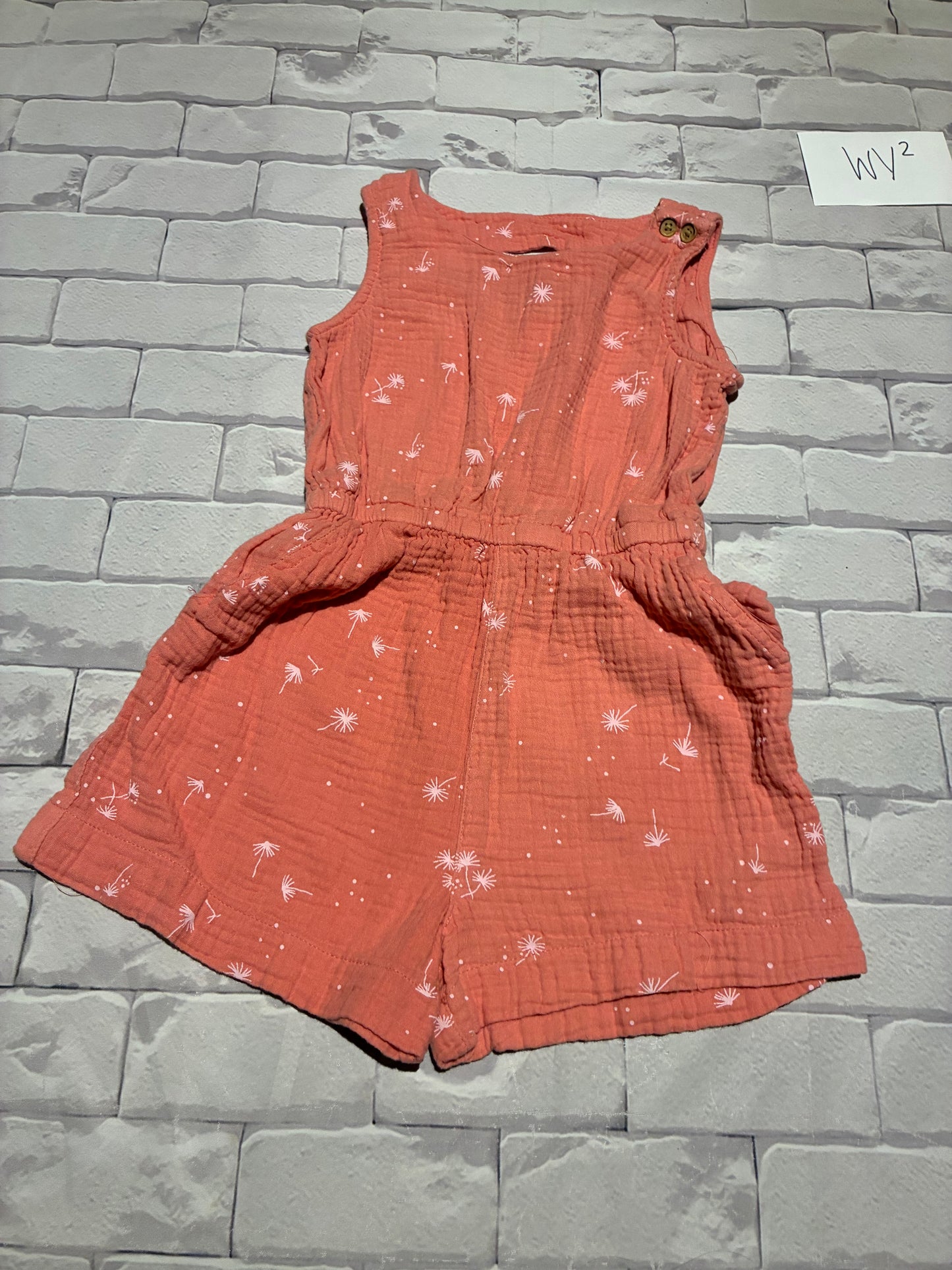 Outfit Size 6