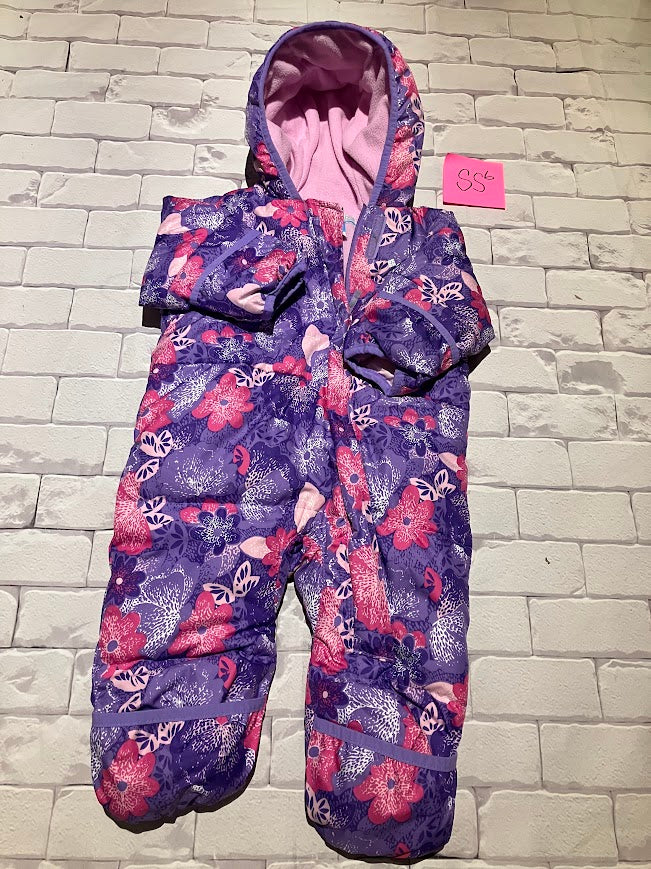 Outerwear Size 6-12m