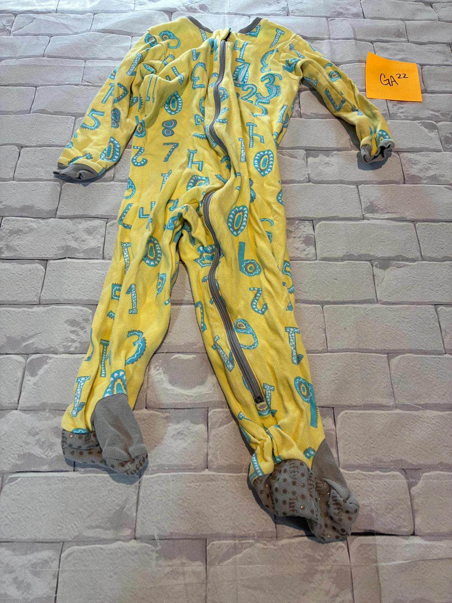Sleepwear Size 18m