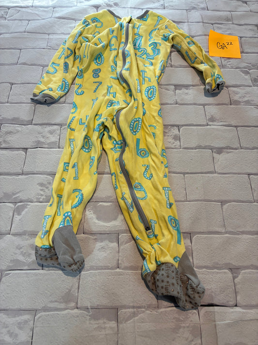 Sleepwear Size 18m