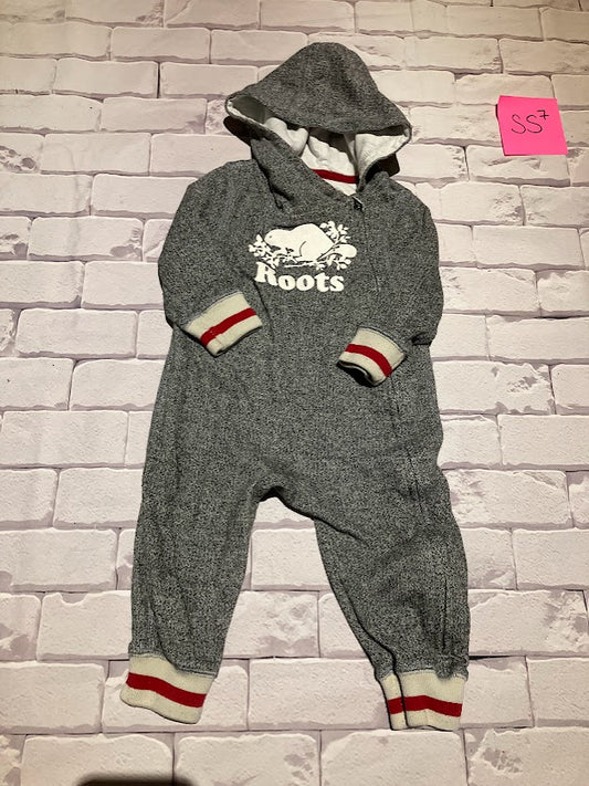 Outfit Size 6-12m