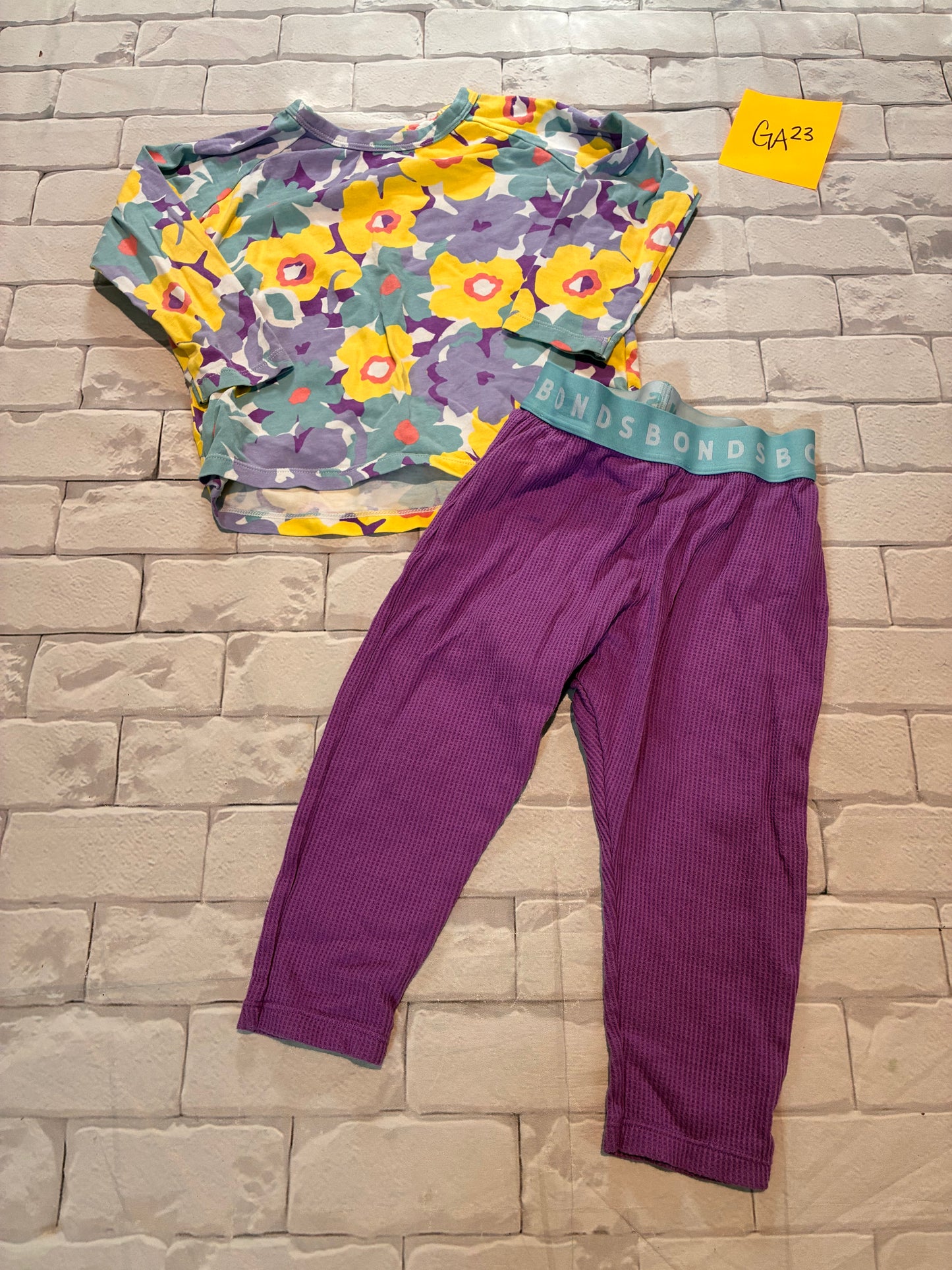Outfit Size 18-24m