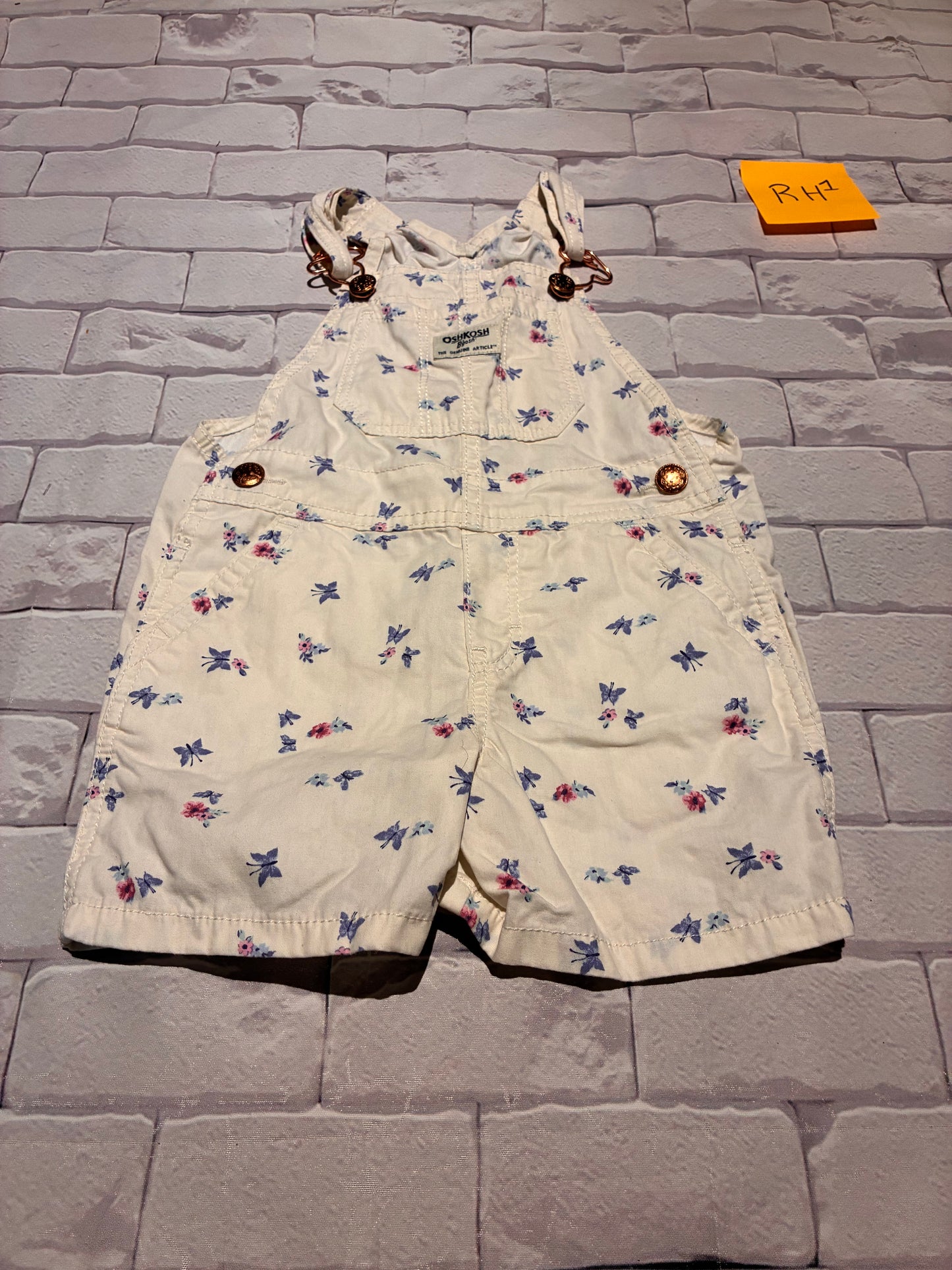 Outfit Size 4T