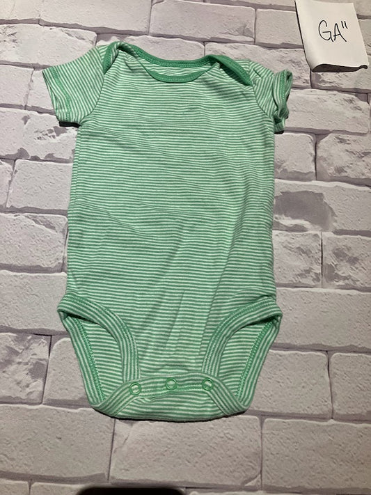 Boys Top Size 6m