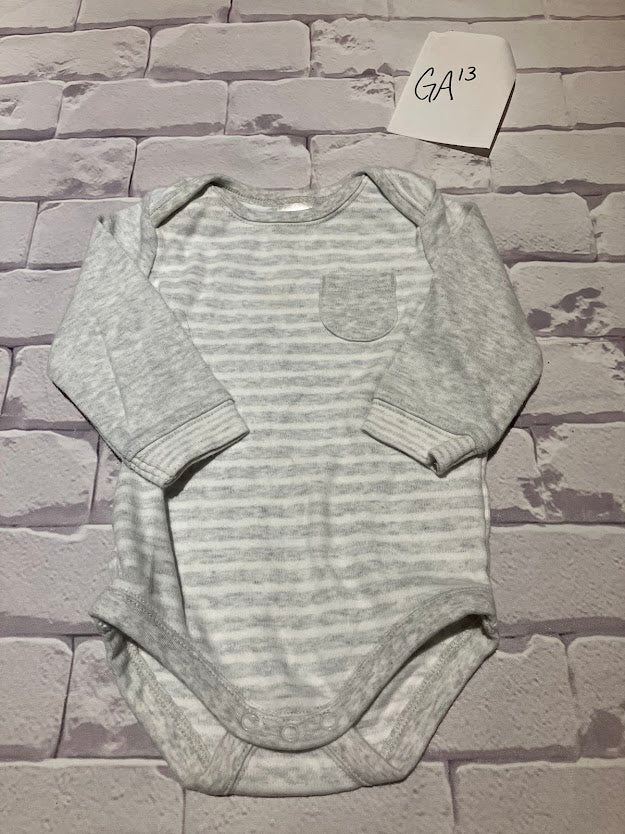 Boys Top Size 3-6m