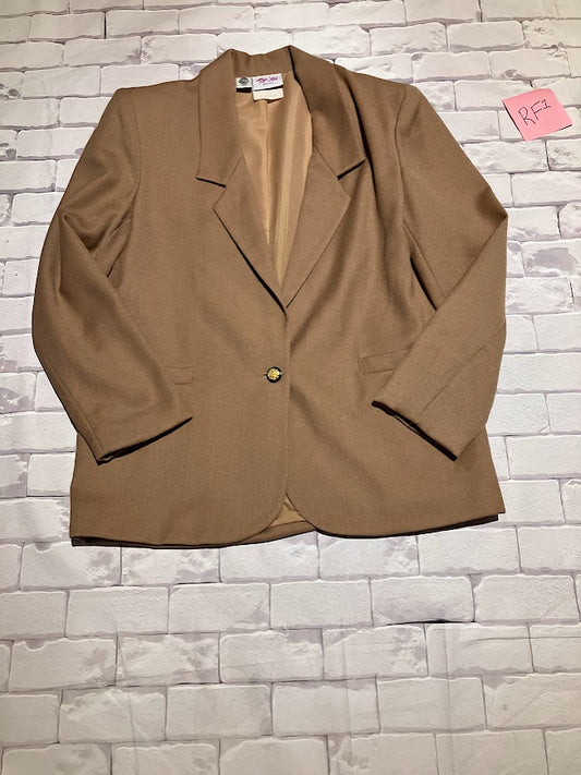 Ladies Top Size M Petite