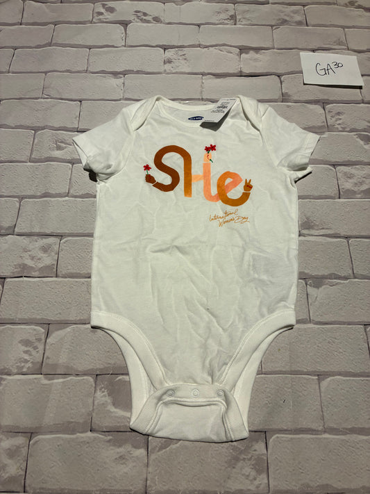 Top Size 12-18m BNWT