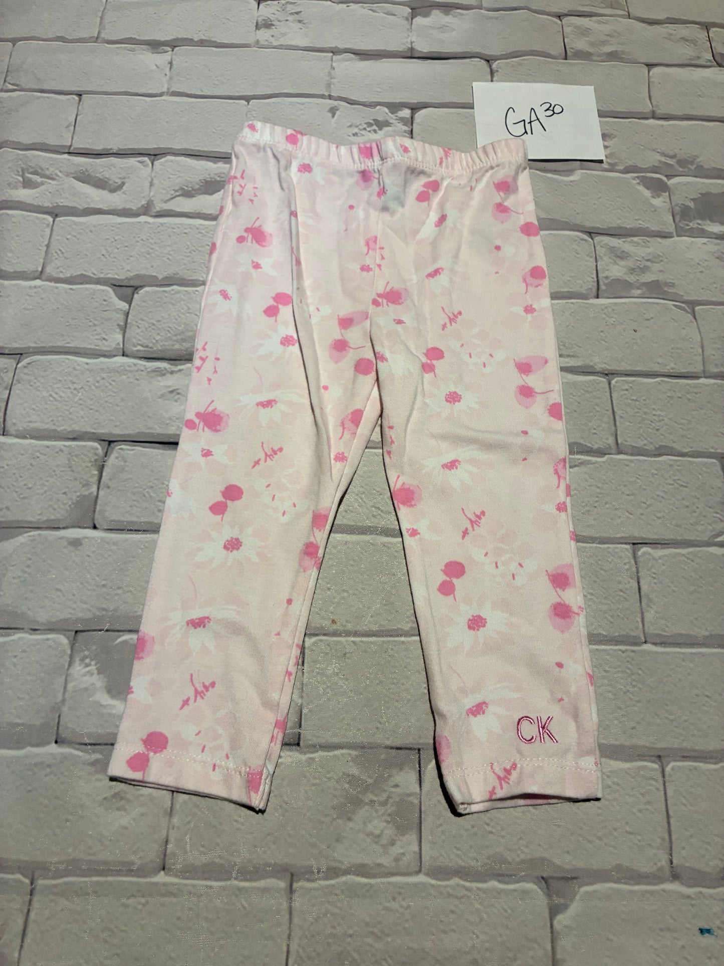 Bottoms Size 18m