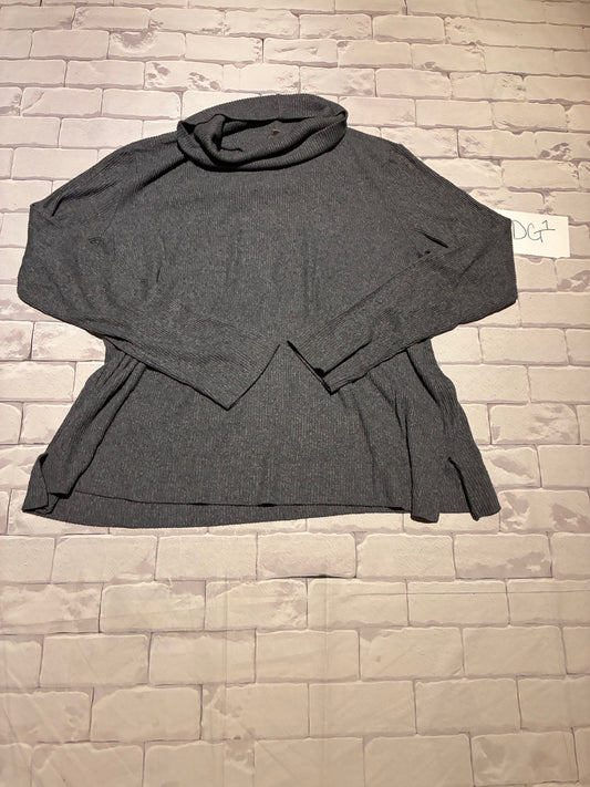Ladies Top Size L