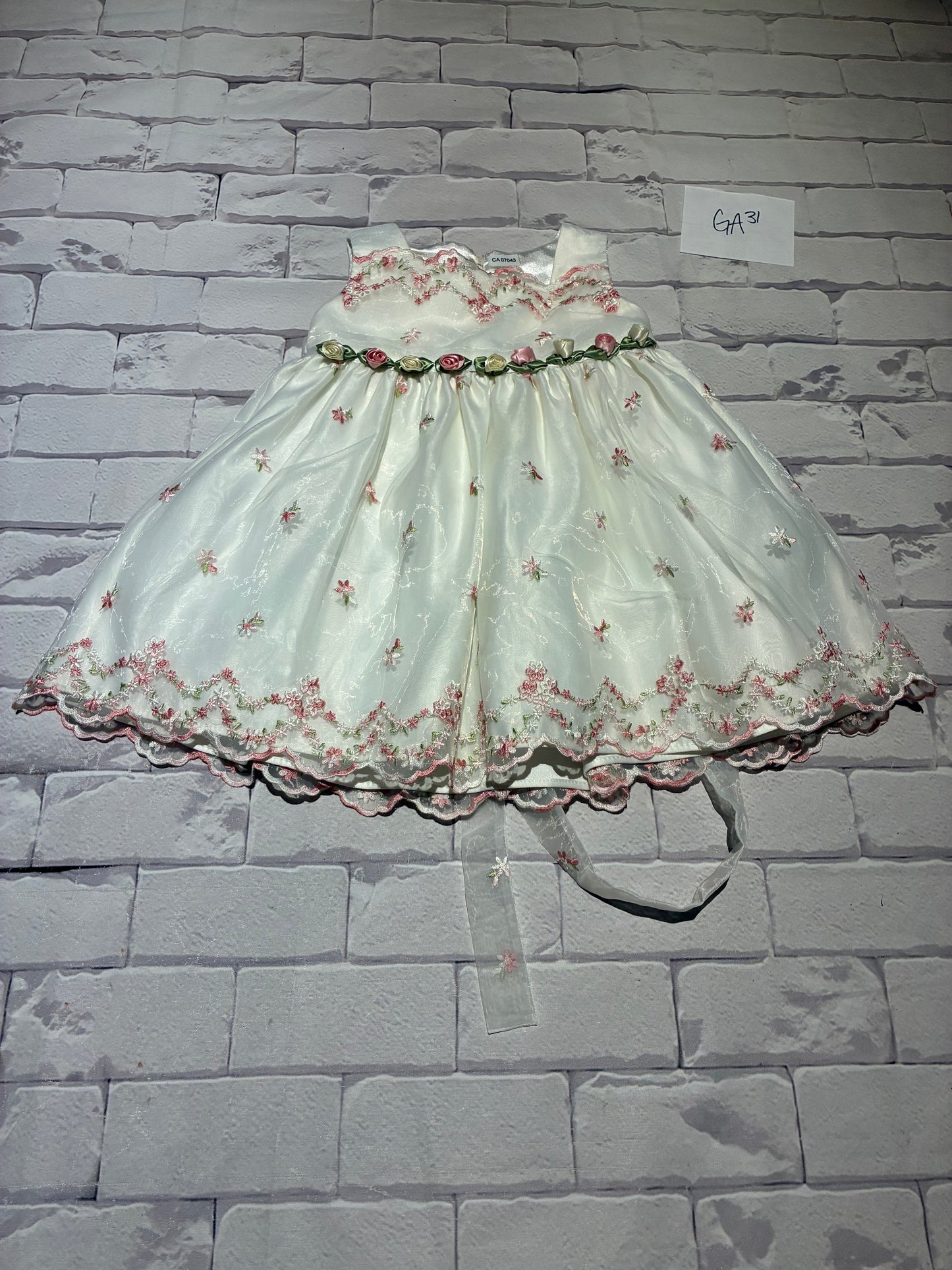 Dress Size 18m