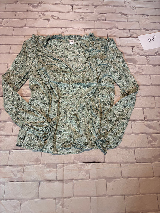 Ladies Top Size M