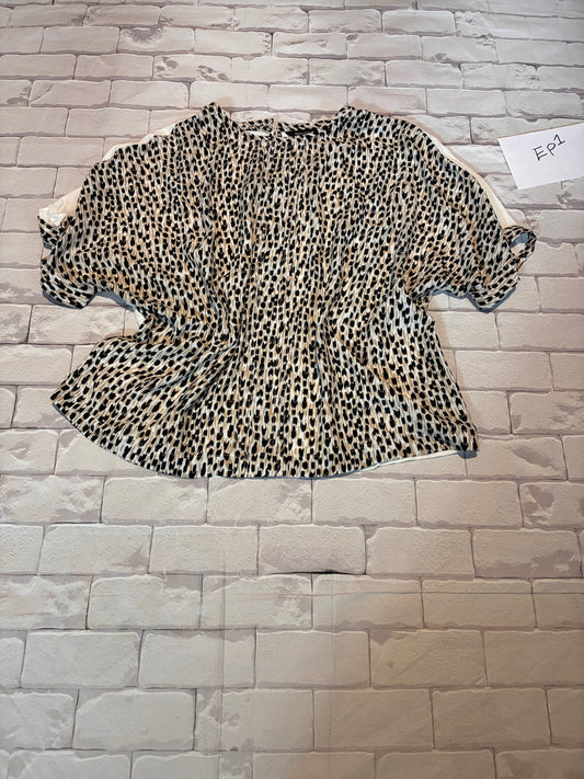 Ladies Top Size M