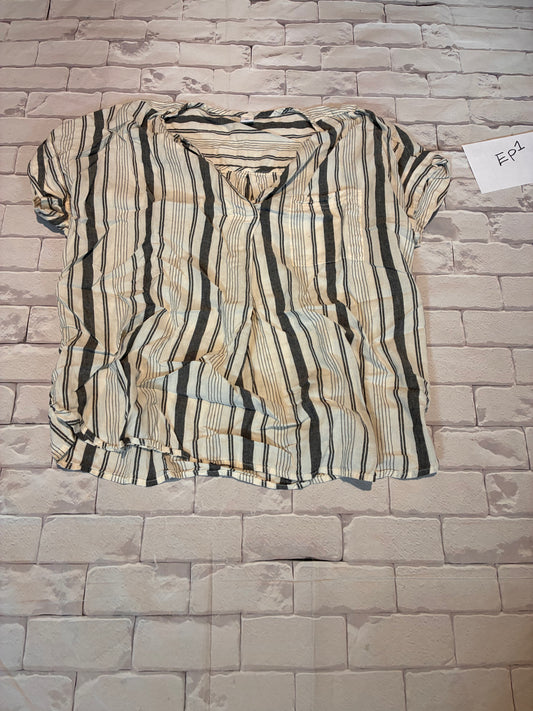 Ladies Top Size M