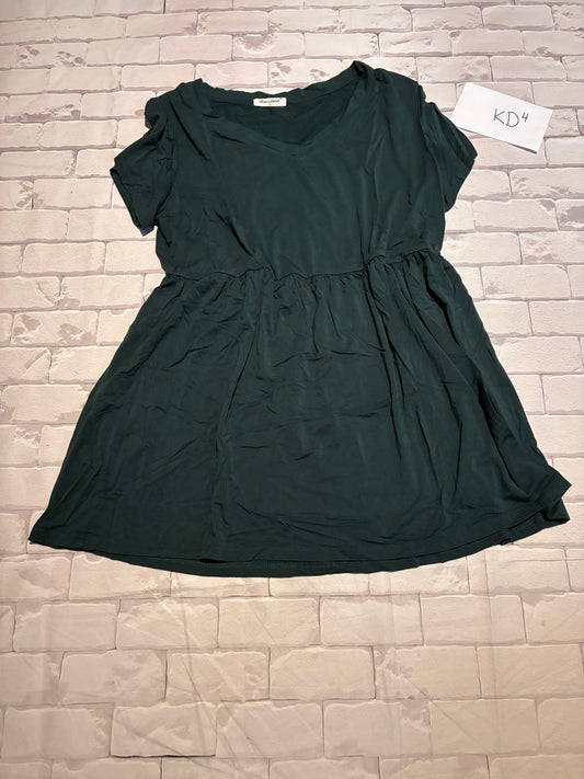 Ladies Top Size XXL Maternity