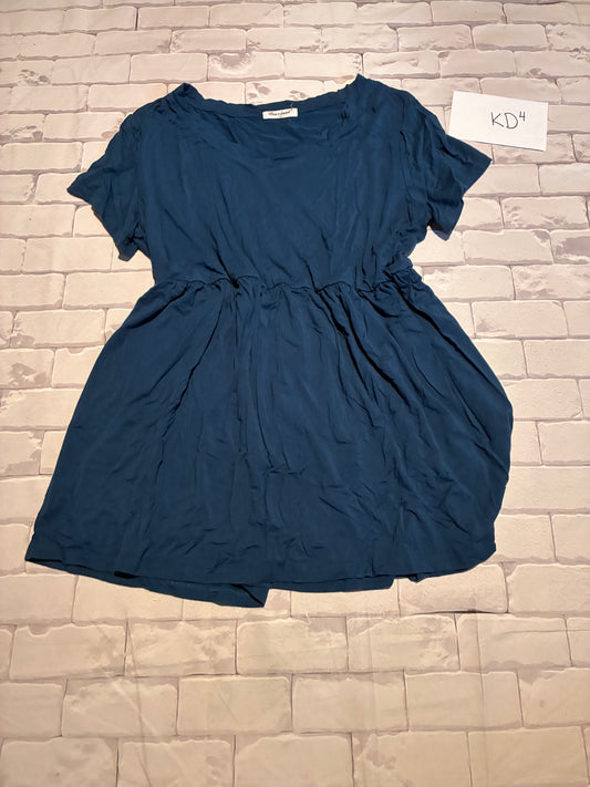 Ladies Top Size XXL Maternity