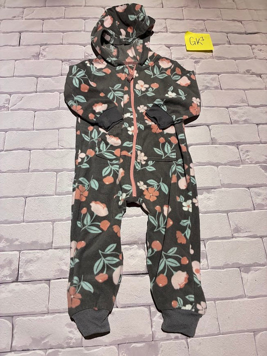 Outfit Size 18m
