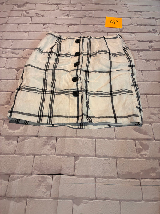 Ladies Bottoms Size S Tall
