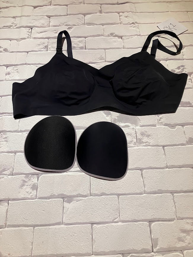 Ladies Nursing Bra Size 40D-42DD(E) w/ extender & leak proof pads BNWOT