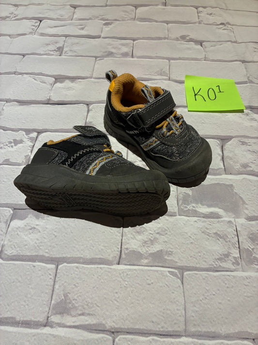 Shoes Size 5