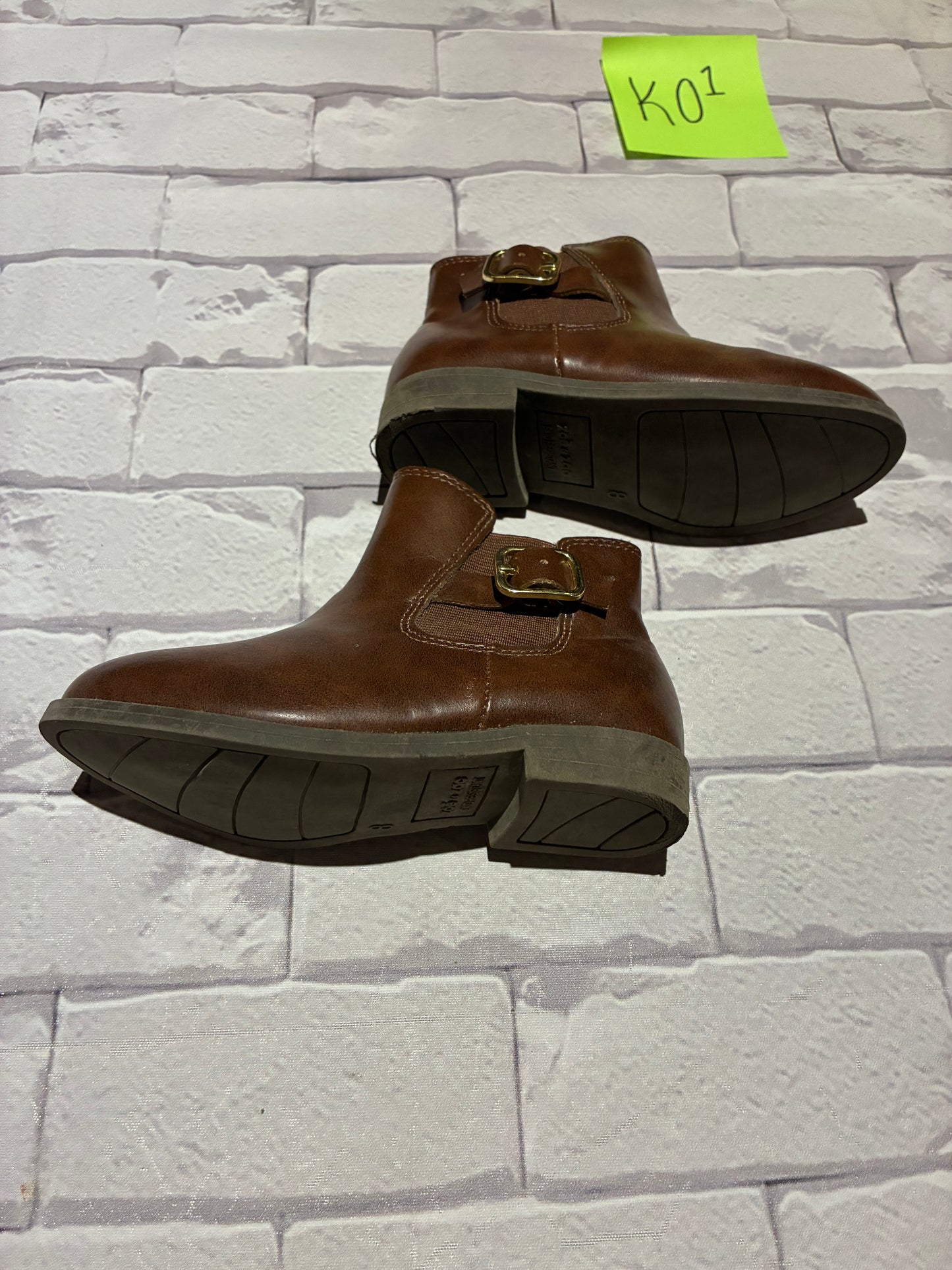 Shoes Size 8