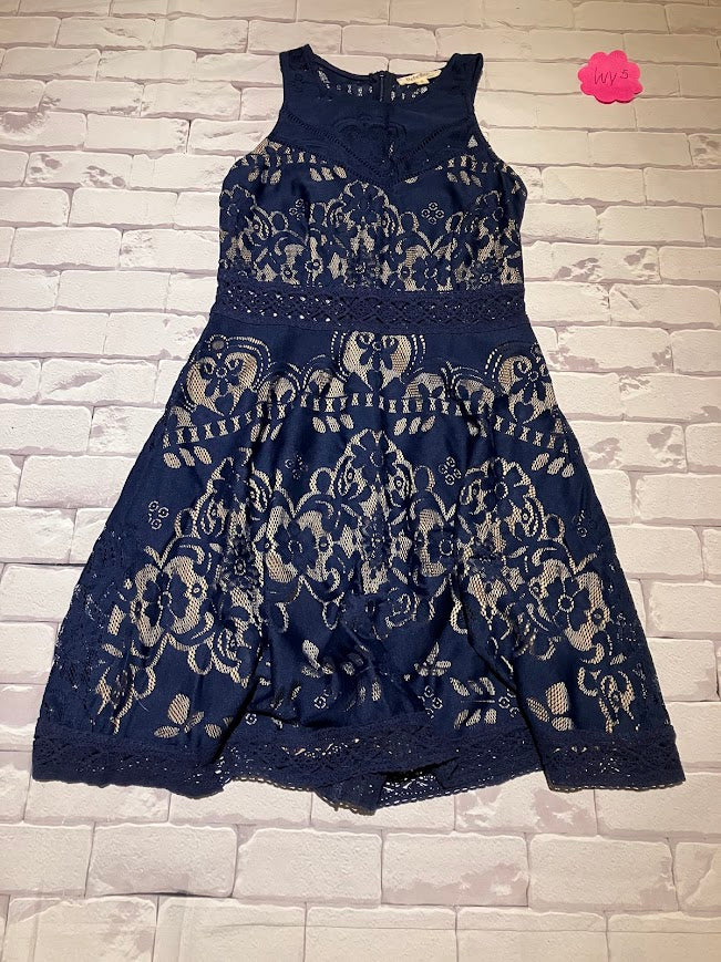 Ladies Dress Size S