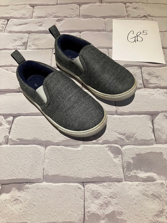 Shoes Size 8