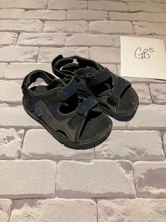 Shoes Size 8