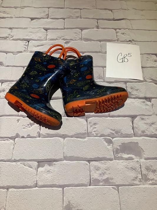 Shoes Size 8