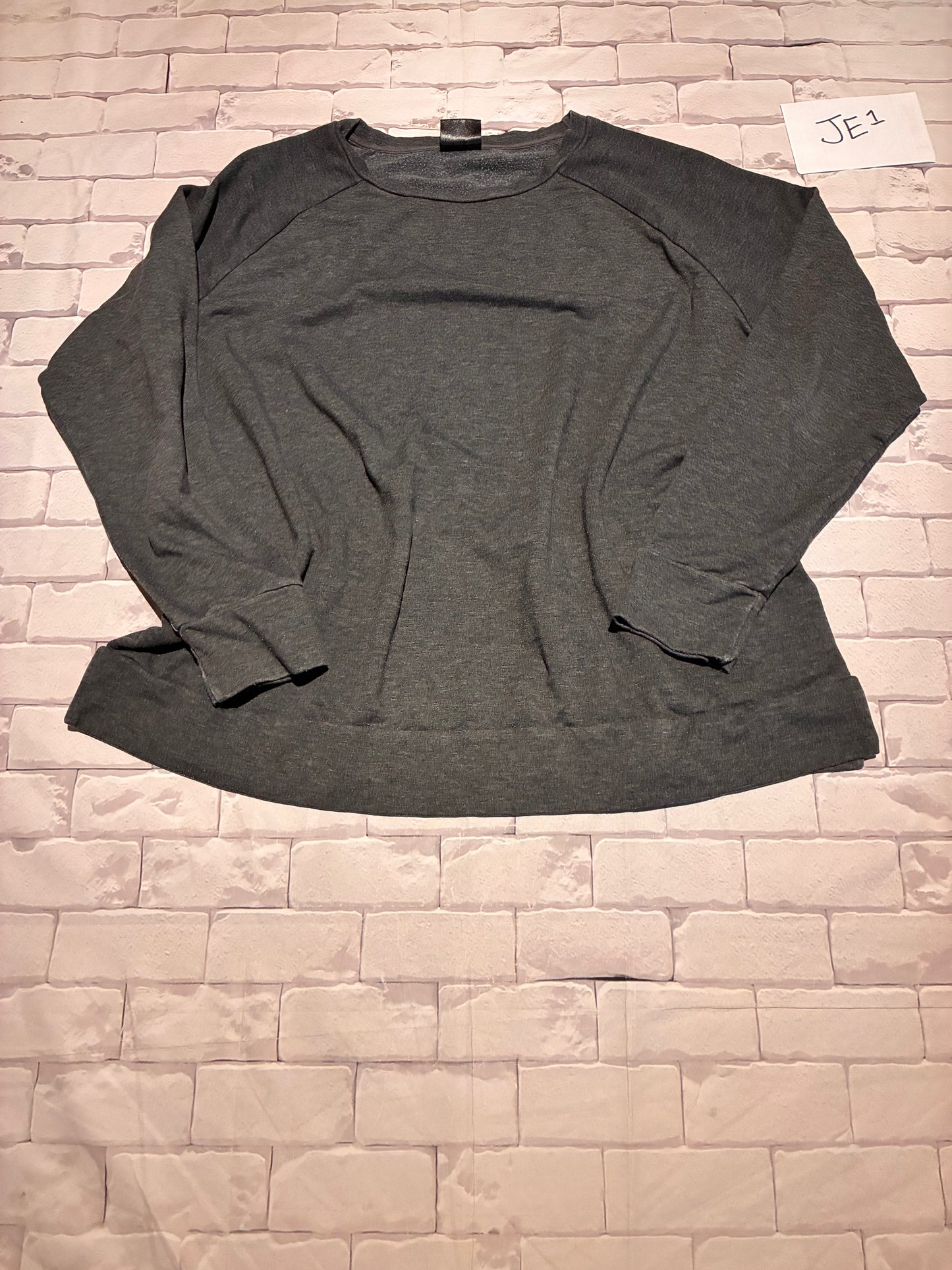 Ladies Top Size XL