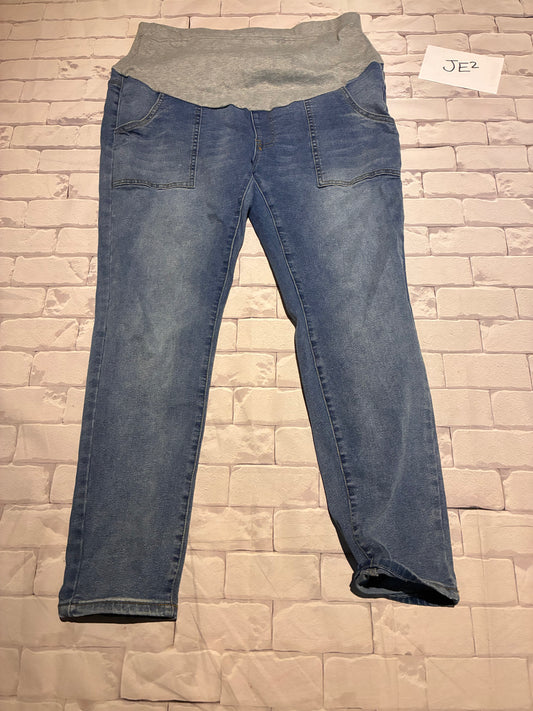 Ladies Bottoms Size XL Maternity