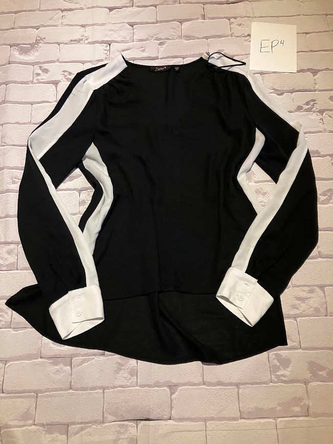 Ladies Top Size S