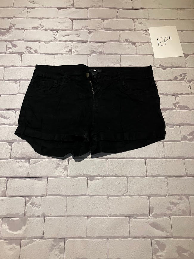 Ladies Bottoms Size S