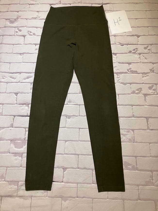 Ladies Bottoms Size M