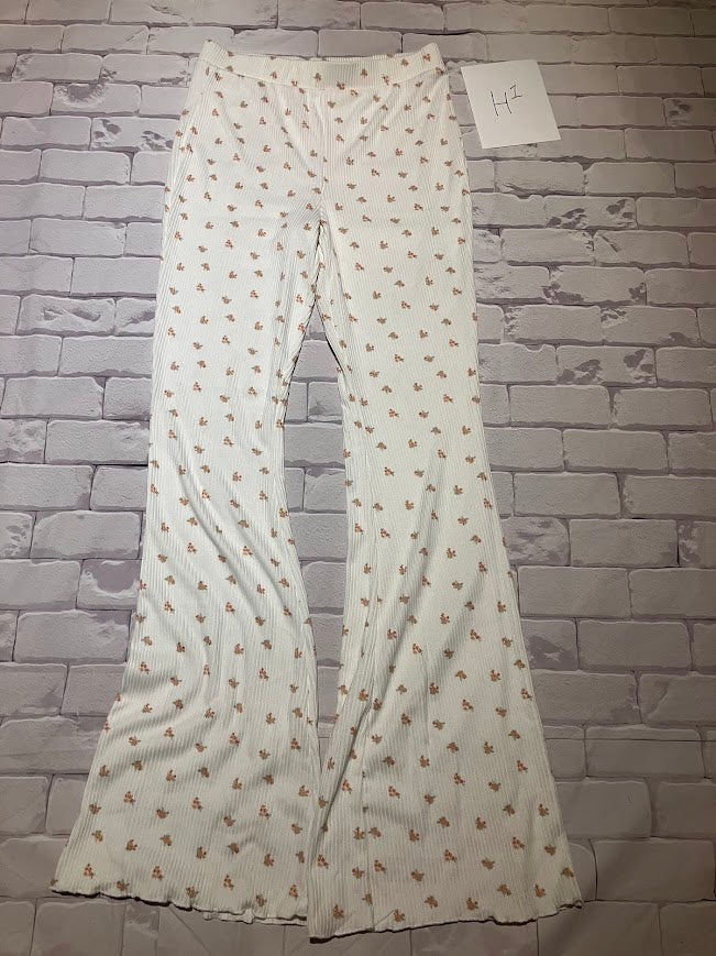 Ladies Bottoms Size S