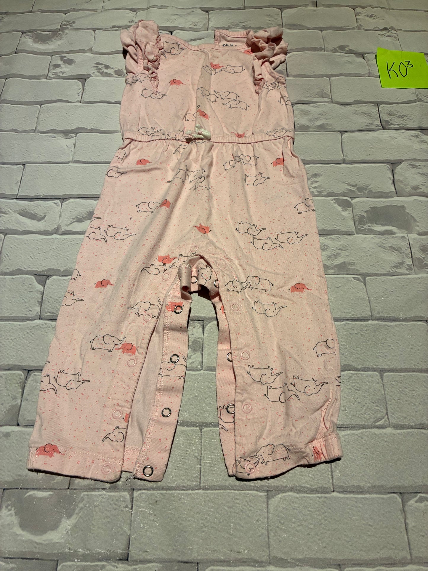 Outfit Size 18m
