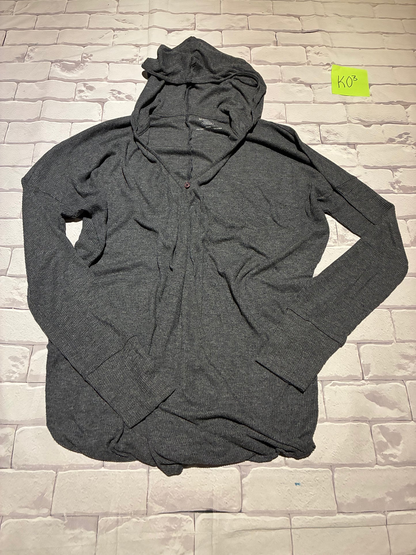 Ladies Top Size M Nursing