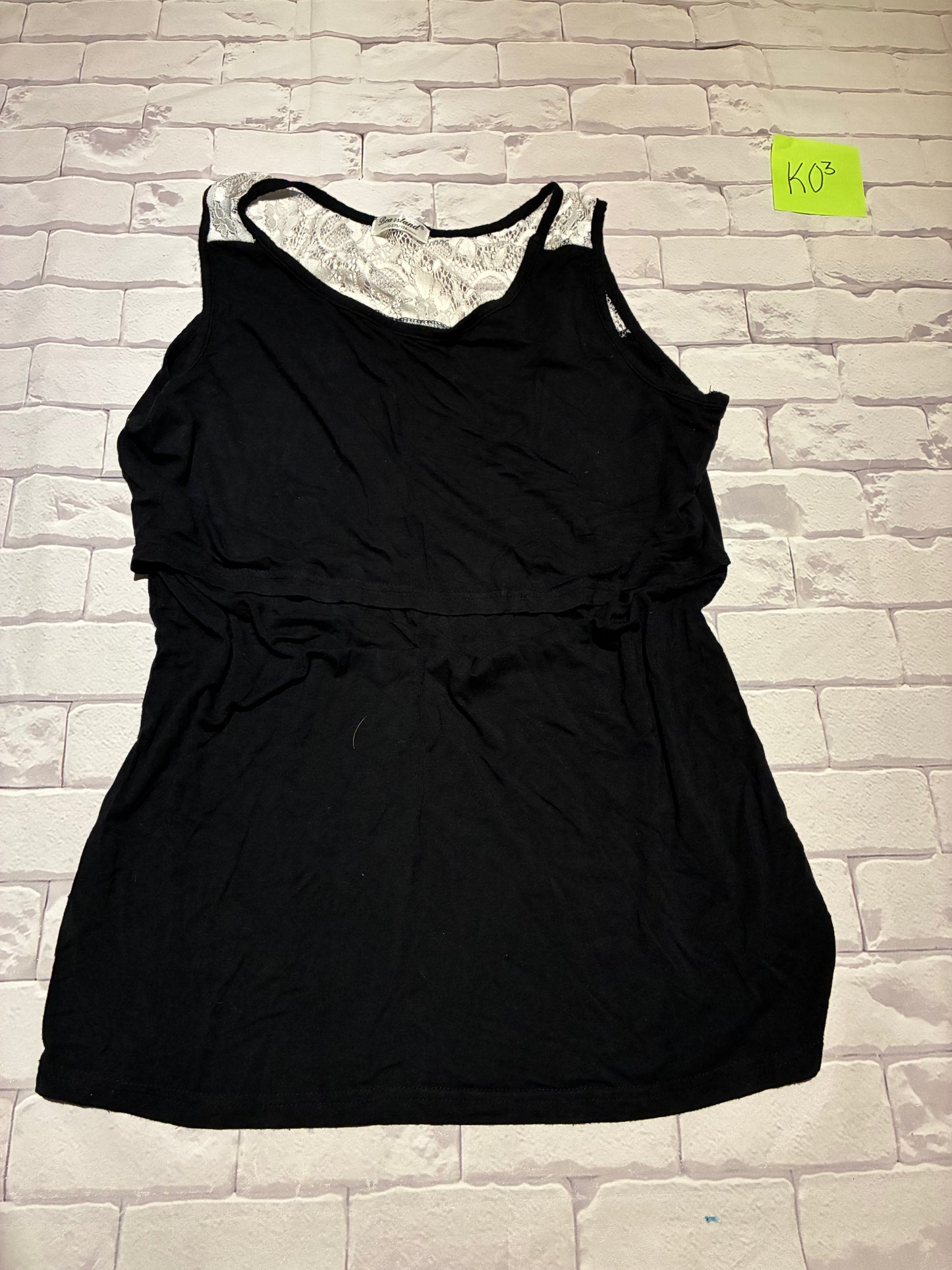 Ladies Top Size L Nursing
