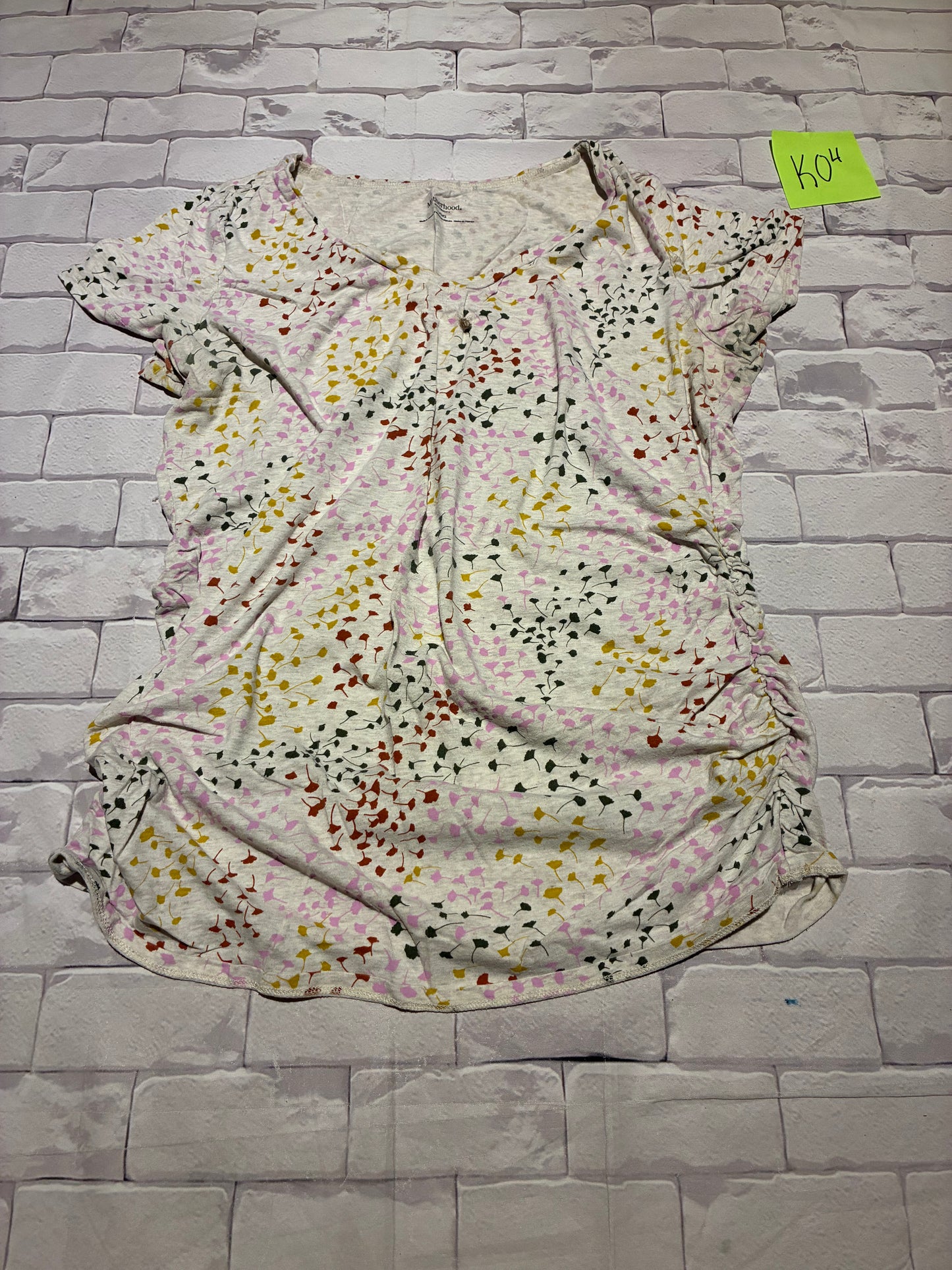 Ladies Top Size L Maternity