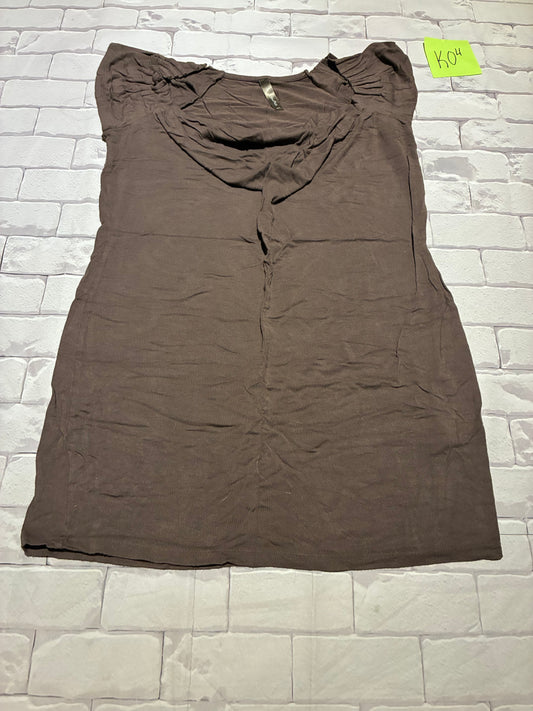Ladies Top Size L Maternity