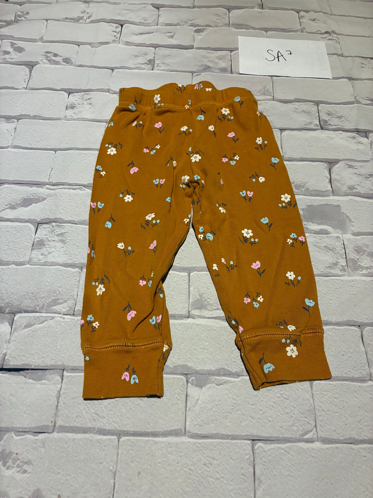 Bottoms Size 18m