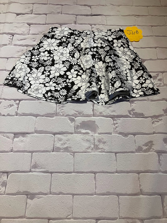 Bottoms Size 10 BNWT