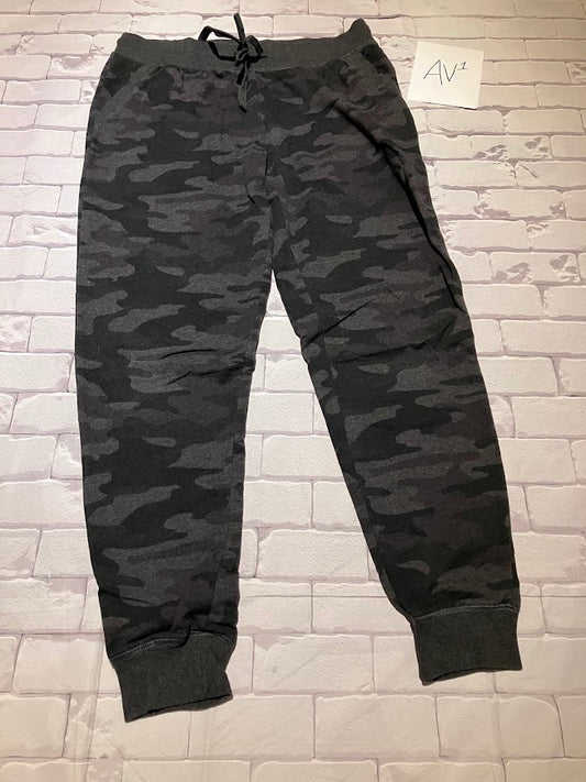 Ladies Bottoms Size M