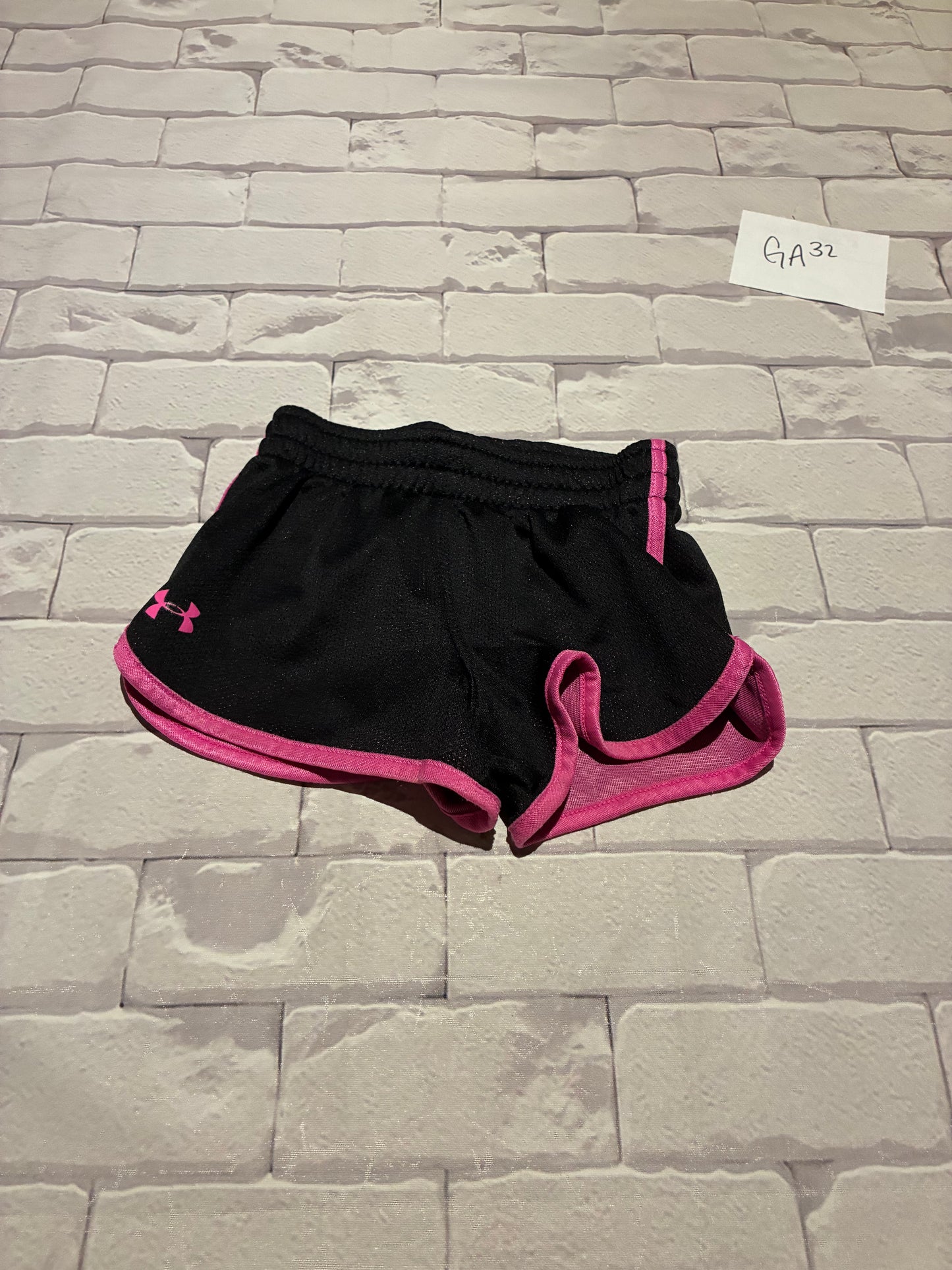 Bottoms Size 18m