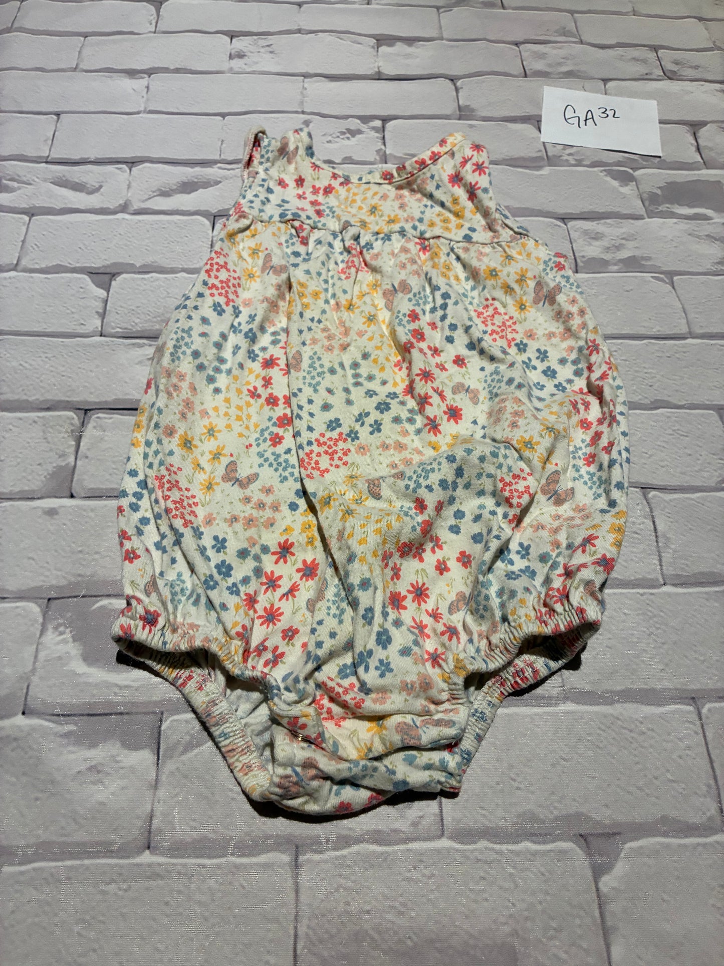 Outfit Size 18-24m