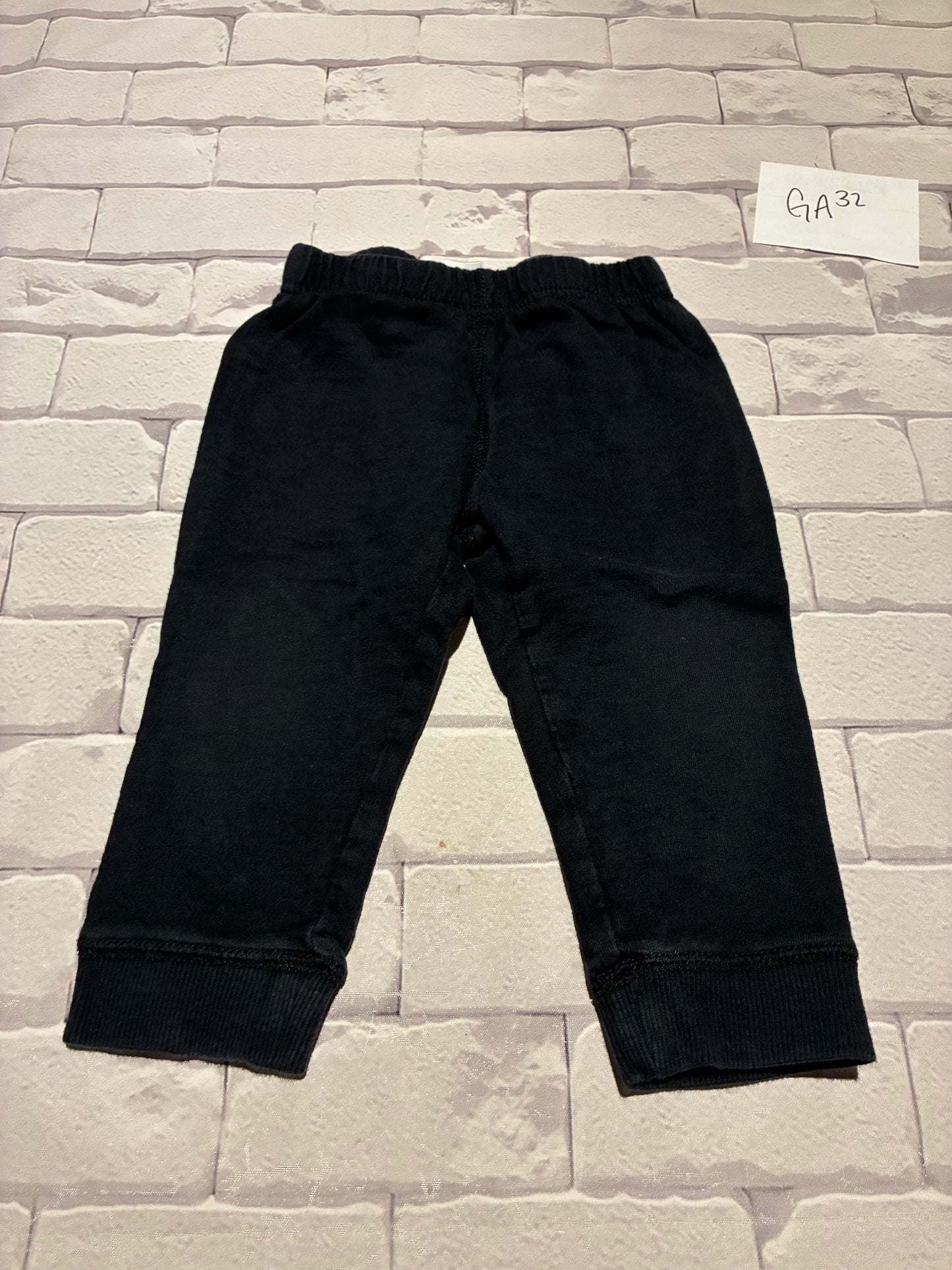 Bottoms Size 18m