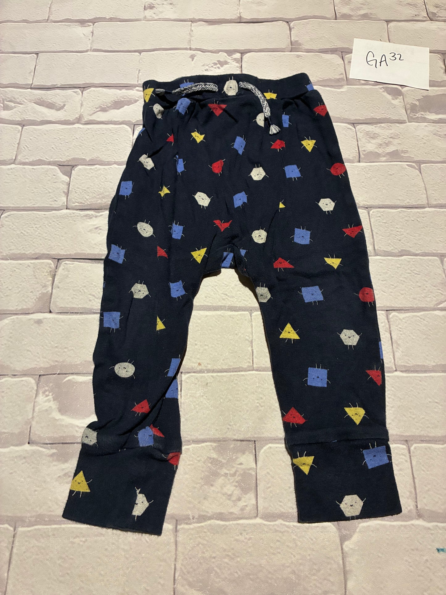 Bottoms Size 12-18m