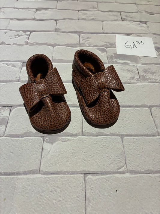 Shoes Size 2
