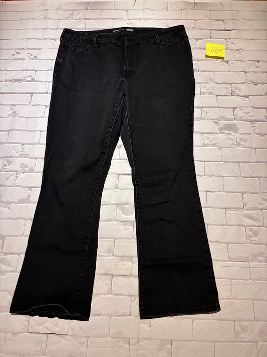 Ladies Bottoms Size 20